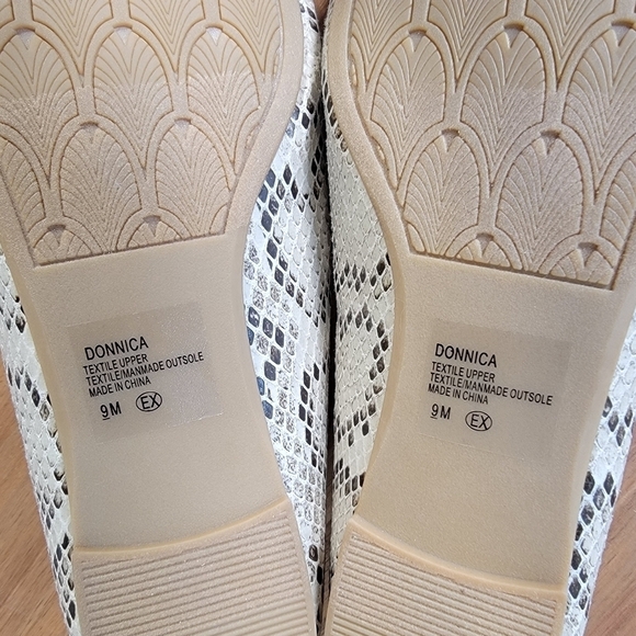 Jellypop Donnica Snakeskin Print Pointed Toe Ballet Flats Size 9 - Picture 13 of 17